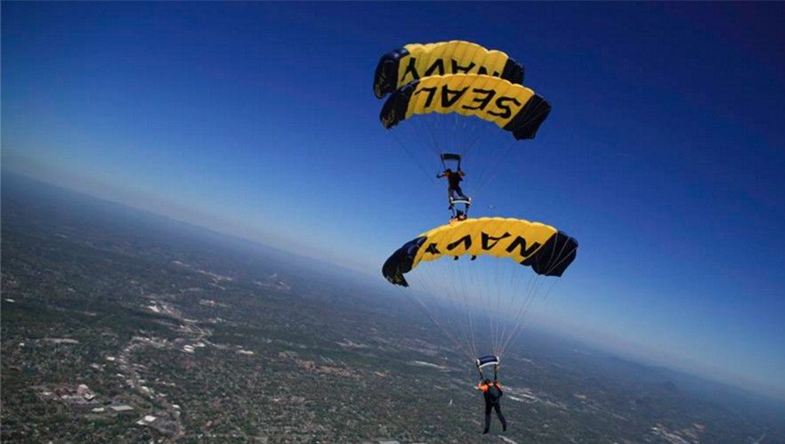 Tragedie lângă Statuia Libertăţii. Moartea absurdă a unui luptător de elită a ŞOCAT publicul