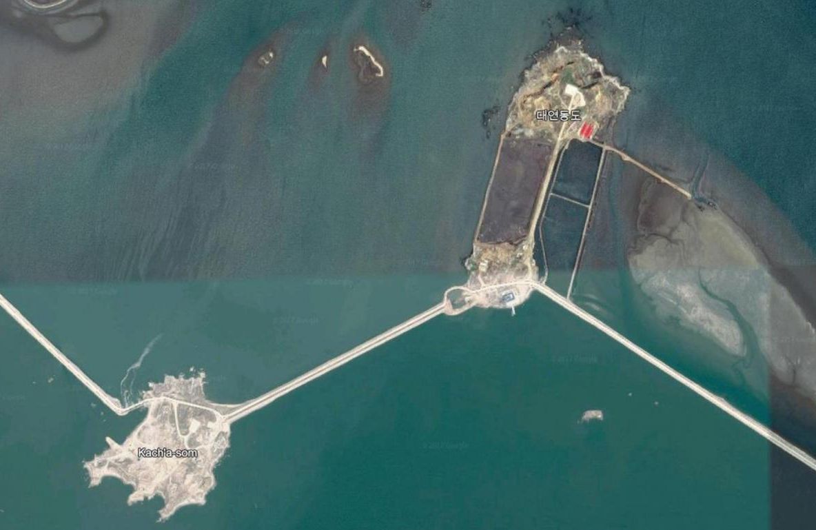 Coreea de Nord construieşte în secret mai multe insule artificiale. Motivul e înspăimântător