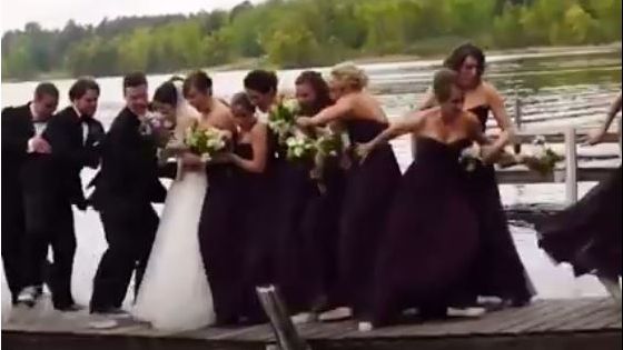 Râzi cu lacrimi. Cele mai penibile momente de la nunțile din 2017