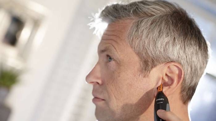 Îţi creşte păr în urechi? Mare atenţie! Suferi de această boală