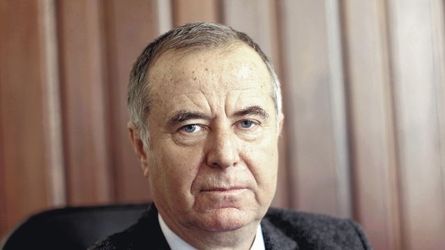 M. Educaţiei, prima reacţie în cazul profesoarei concediate după ce ar fi criticat-o pe Firea