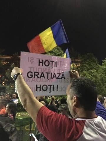 Ce scrie presa internaţională despre protestele din Piaţa Victoriei 