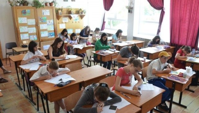 Un număr de 200 de elevi din Teleorman au lipsit de la Evaluarea Naţională la clasa a IV-a