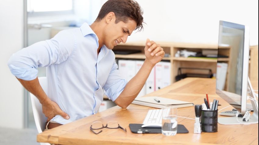 Ce boală riști să o faci dacă stai zilnic ore în șir pe scaun