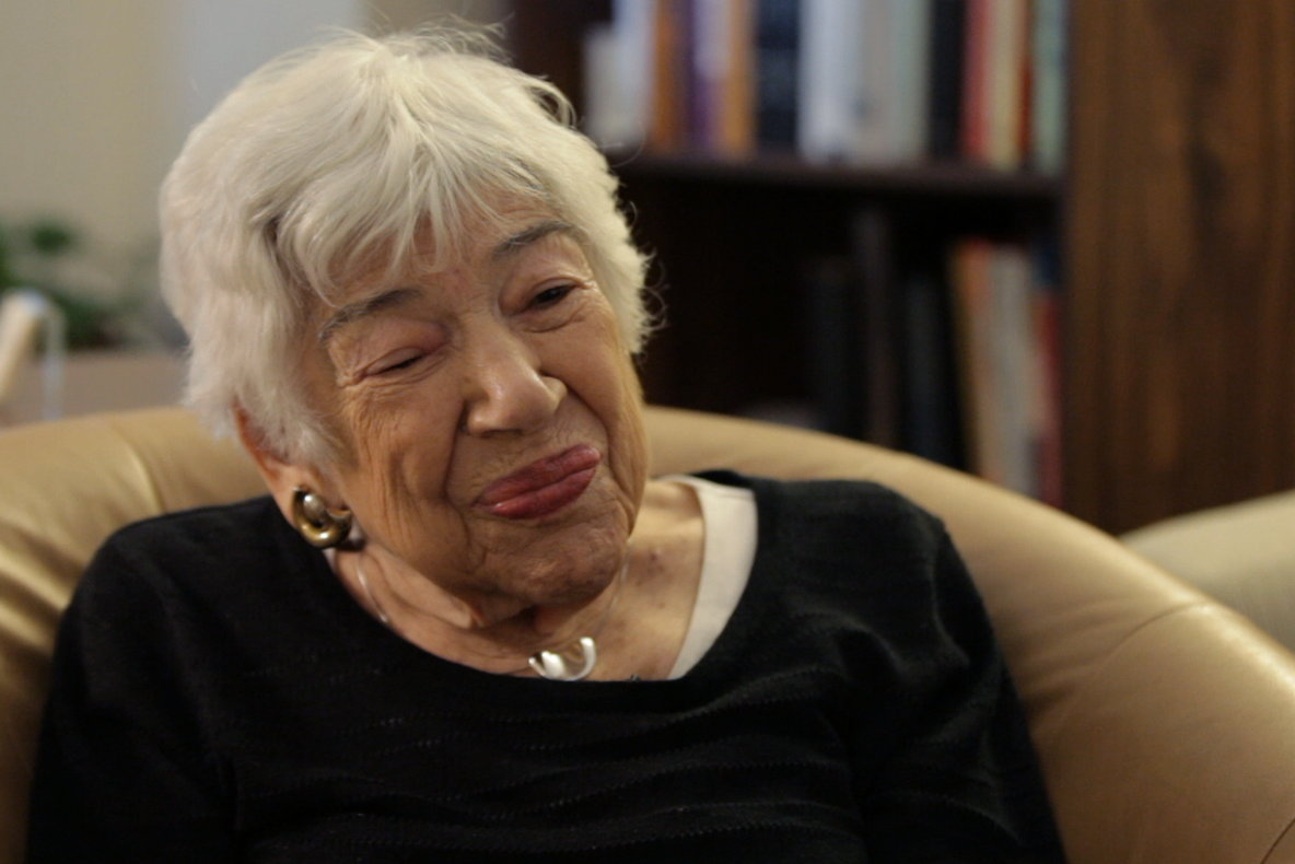 O femeie sexolog de 100 de ani vorbeşte deschis despre cea mai mare problemă a cuplurilor de azi