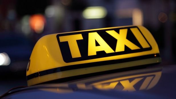 Descoperire macabră într-un taxi din sectorul 4 al Capitalei