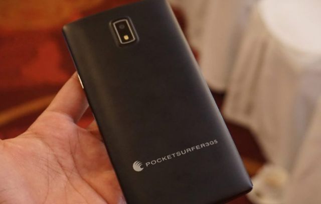 TOP 5 cele mai ieftine smartphone-uri lansate vreodată! Unul dintre modele costă 1,5 dolari