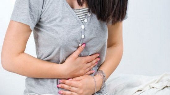 A început "sezonul" toxiinfecţiilor alimentare. Avertismentul specialiştilor: "Nu mai mâncaţi..."