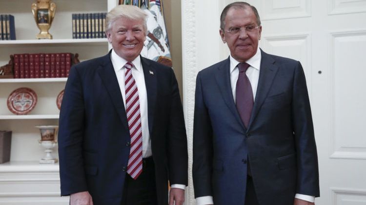 SCANDAL în SUA. Casa Albă a negat, dar Trump admite: Am împărtășit informații cu Rusia