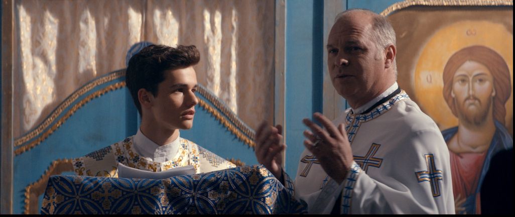„Un pas în urma serafimilor” - un film exploziv despre corupția și abuzurile din mediul teologic