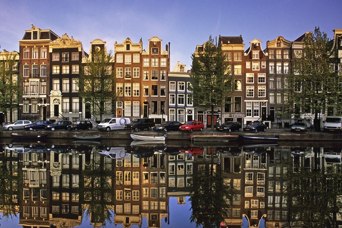 Oferte city break Amsterdam. Reduceri de până la 35% de la Vola.ro