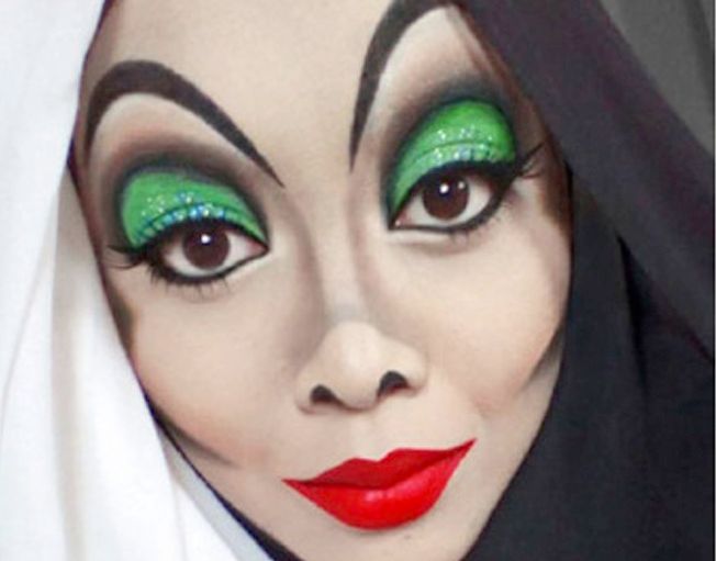 Fanaticii din ISIS au orbit de furie când le-au văzut îmbrăcate AȘA. Ce ascund sub văl aceste femei