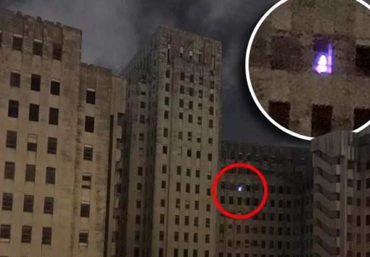 Au văzut un om la geamul unui spital PĂRĂSIT de 12 ani. Au intrat acolo şi s-au SPERIAT