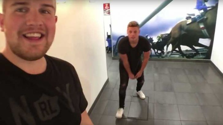 I-a pus pe ascuns o Viagra în băutură amicului său. Ce i s-a întâmplat "victimei" după ce a băut-o