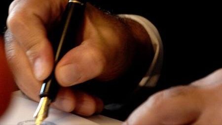 Un inculpat din dosarul lui Dragnea recunoaște că a semnat acte "de frică" să nu fie dat afară