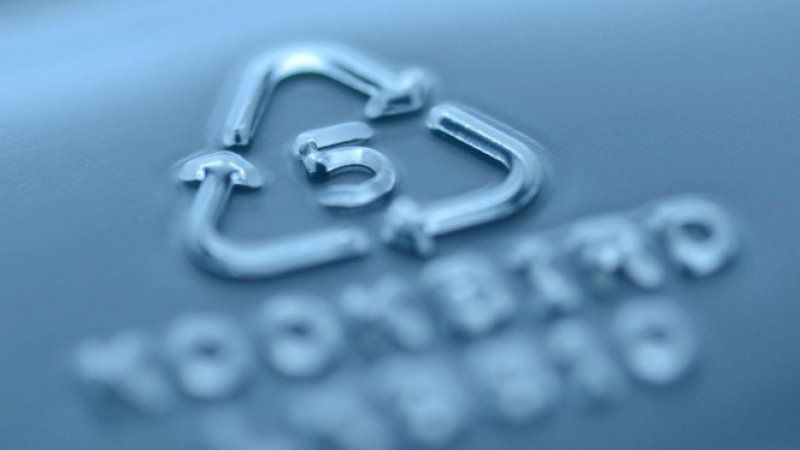 Este prezent pe toate sticlele, dar nu ştiai ce înseamnă acest lucru. Mare atenţie, poate fi toxic!