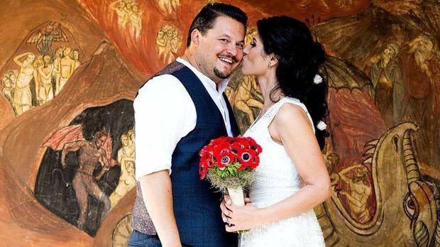 Nuntă mare în showbiz-ul autohton! Un actor cunoscut a decis să-şi pună pirostriile