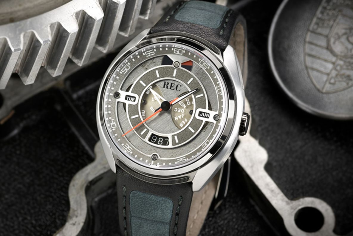 StilPropriu.ro – Topul celor mai scumpe ceasuri de lux. Ce preturi au modelele Porsche si Davidoff 