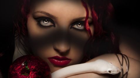 Cele mai crude femei din zodiac. Calcă pe cadavre, nici urmă de regret! 