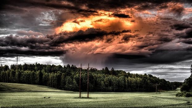 Avertisment METEO. Furtuni și caniculă în toată țara, în acest weekend. Prognoza pentru toată țara