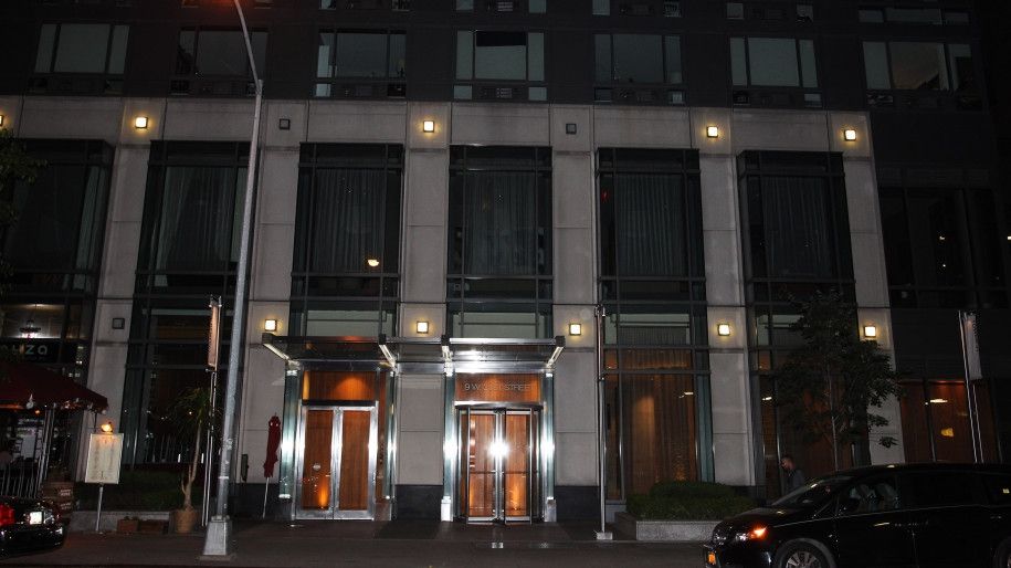 Caz ȘOCANT într-un apartament de lux din Manhattan! A murit după ce s-a apucat de gătit