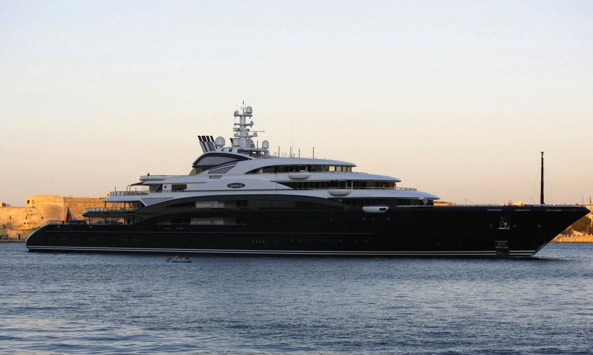 Un iaht britanic cu 18 persoane la bord s-a scufundat în Grecia