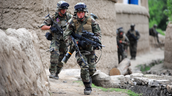 UE face un pas "istoric" pentru construirea unei armate comune