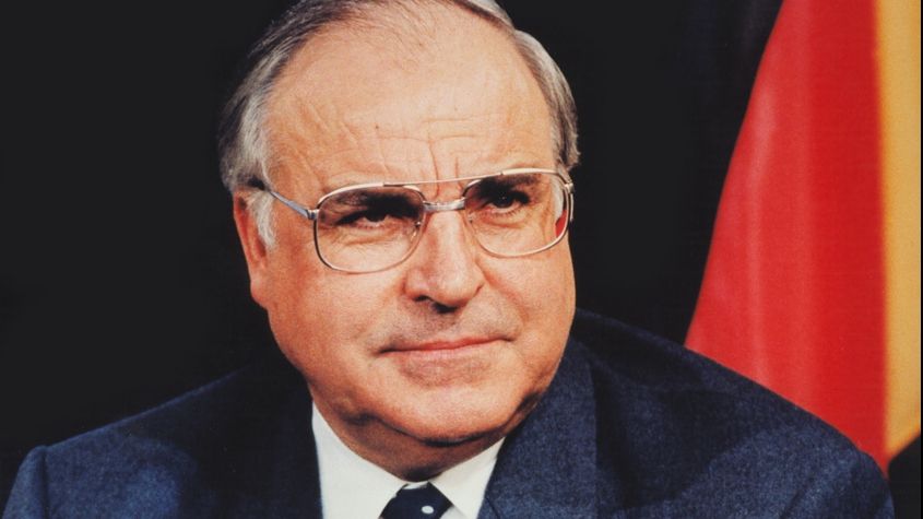 Doliu în lumea politică internaţională. A murit Helmut Kohl - Merkel îi datorează cariera