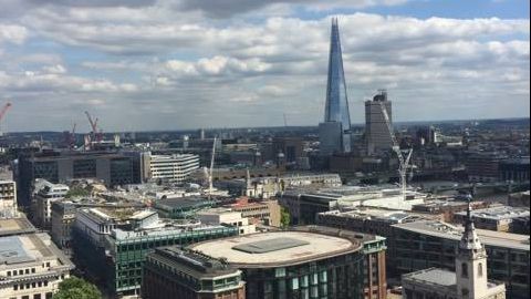 Fenomen spectaculos deasupra Londrei, la câteva zile după atacul terorist