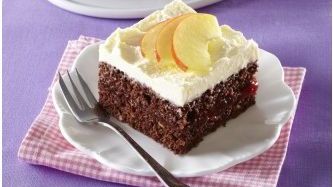 Negresă cu frișcă și mere: rețeta pe care sigur nu o vei uita! Iată cât de simplu se prepară