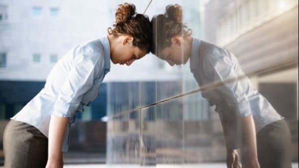 Obiectele din casa oricui care PROVOACĂ stres şi anxietate. La ce trebuie să renunţi?