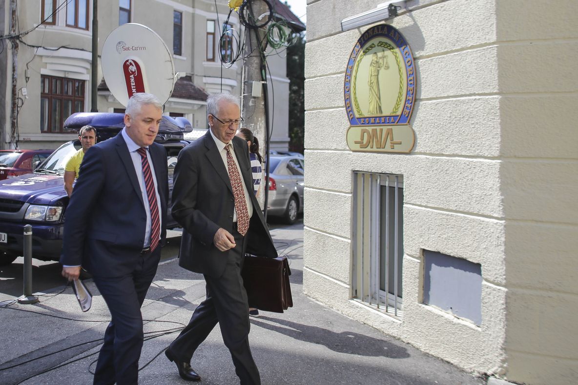 Doi grei ai PSD, audiați de procurorii DNA: Bădălău și Țuțuianu dau explicații în dosare de corupție