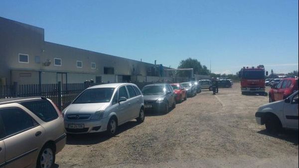 Sute de persoane, evacuate în Timiş, după ce a izbucnit un incendiu cu pericol de explozie