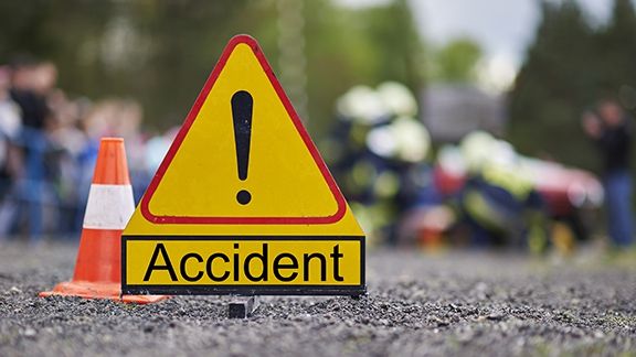 Accident pe DN 65. Două persoane sunt grav rănite 