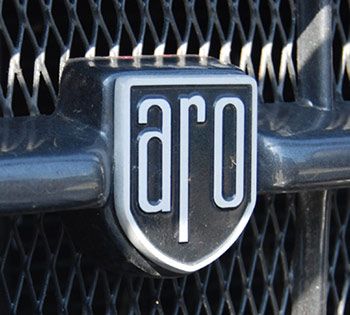 ARO Gladiator este cea mai nouă versiune a maşinii 4X4 autohtone. Arată ca un Jeep Wrangler, dar...