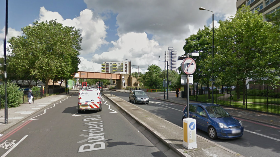 Atac înfiorător la Londra. Două victime stropite cu acid se află în stare gravă