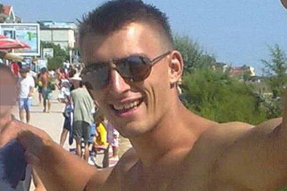 Povestea terifiantă a românului căruia iubita i-a aruncat acid sulfuric în faţă. Cum testase acidul 