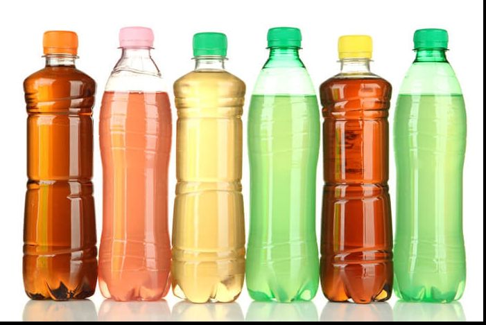 De ce nu e bine să bei apă cu arome. Efectul e neaşteptat şi ireversibil!