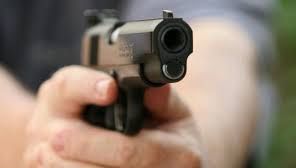 ŞOC în fotbal: jucător important, condamnat la închisoare pentru că a tras cu arma într-un trecător