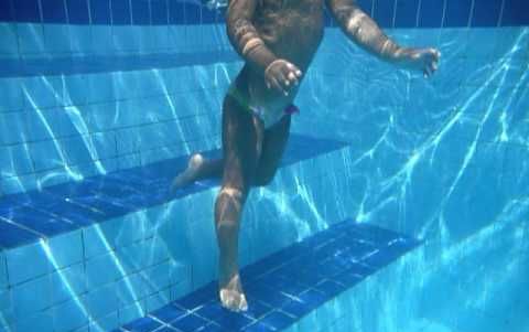 Anchetă URIAȘĂ după moartea unui junior fotbalist care a jucat la Dinamo. Piscina în care a înotat înainte de a i se face rău a fost închisă