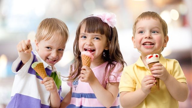 Facem sau nu roșu în gât de la înghețată și băuturi reci? Răspunsul surprinzător al medicului