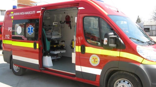 ALERTĂ sanitară: 35 de persoane cu toxiinfecție alimentară după ce au mâncat la o mănăstire