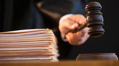 Cea mai MICĂ pedeapsă pentru un tată care şi-a abuzat sexual fiica, în judeţul Vaslui 