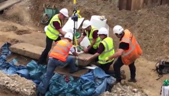 Au săpat în centrul unui mare oraș și au făcut o descoperire ȘOCANTĂ. Se vor face teste ADN