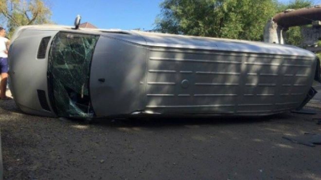 Accident cu 14 victime la Constanța. Un microbuz de pasageri s-a răsturnat