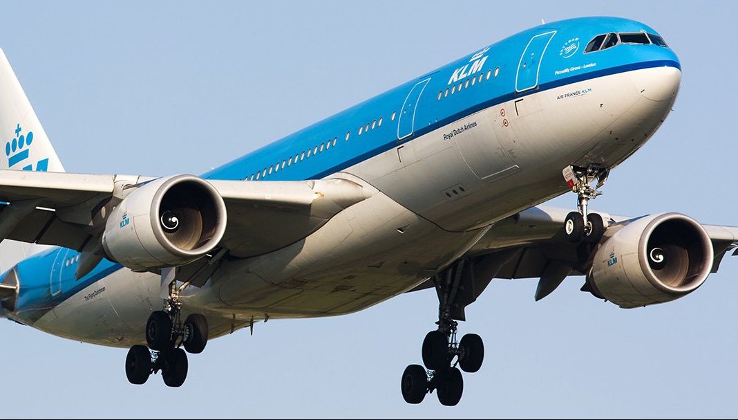 ALERTĂ pe Otopeni! Un avion a aterizat de urgență la București