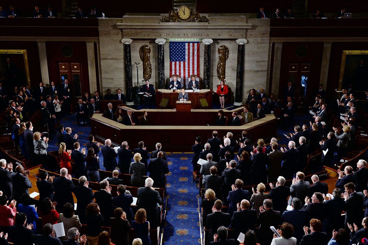 Comisia UE, îngrijorată de noile sancțiuni ale SUA împotriva Rusiei