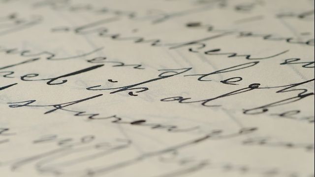 De ce e bine să ne întoarcem din când în când la scrisul de mână