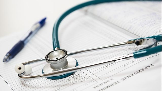 Noi reguli pentru prelungirea concediului medical