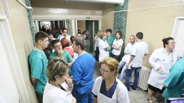 Mihai Tudose despre bursele pentru medicii rezidenţi: Vom aproba clarificarea acordării